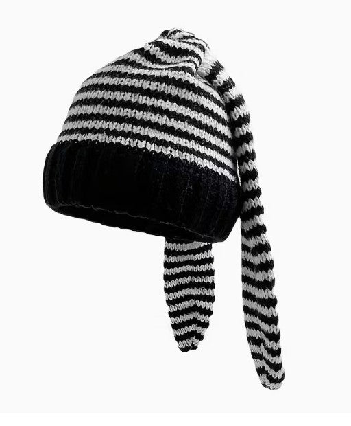 Urban Bunny Beanie – Long-Ear Knit Edition Black White