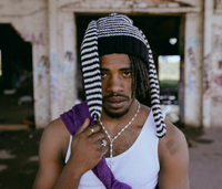 Urban Bunny Beanie – Long-Ear Knit Edition Black White